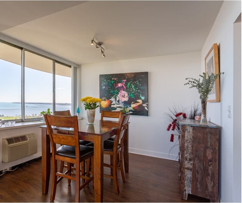 1626 N. Prospect - Prospect Tower - Apartment - undefined