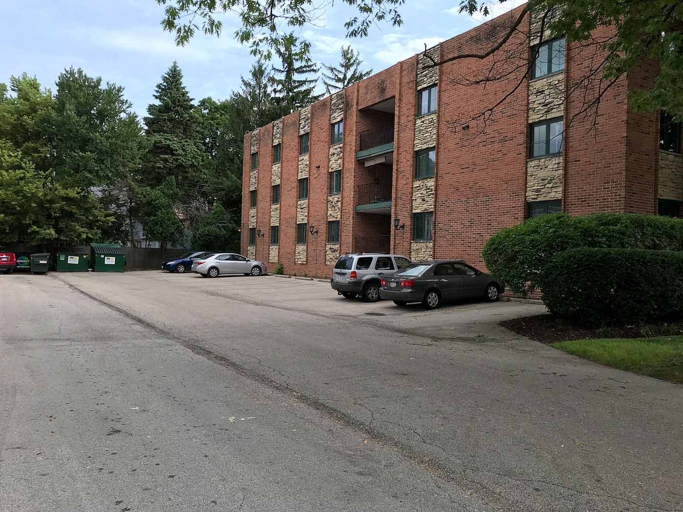 Milwaukee County apartments for rent - Property image - 800 E. Henry Clay - 1