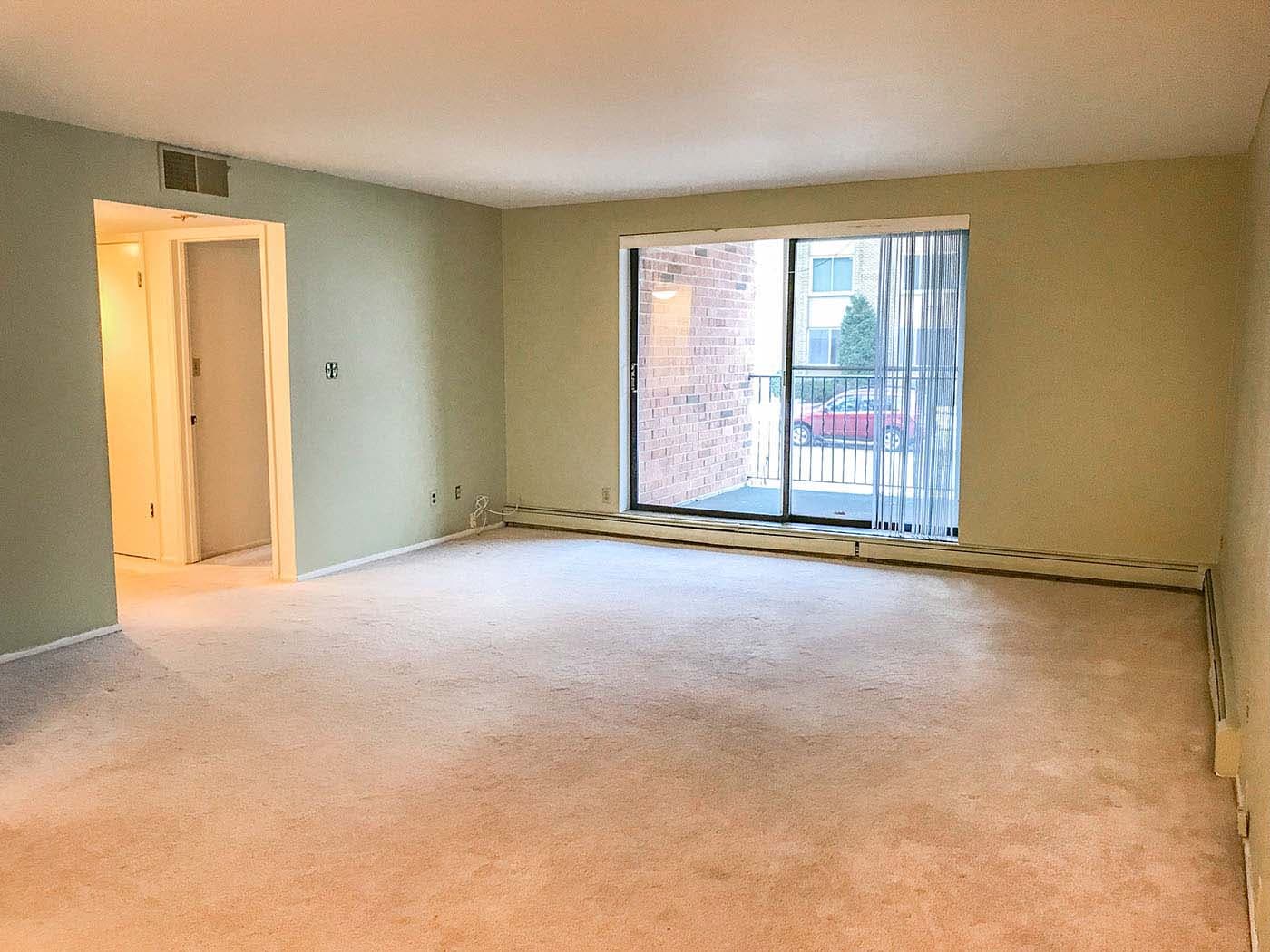 Milwaukee County apartments for rent - Property image - 800 E. Henry Clay - 3
