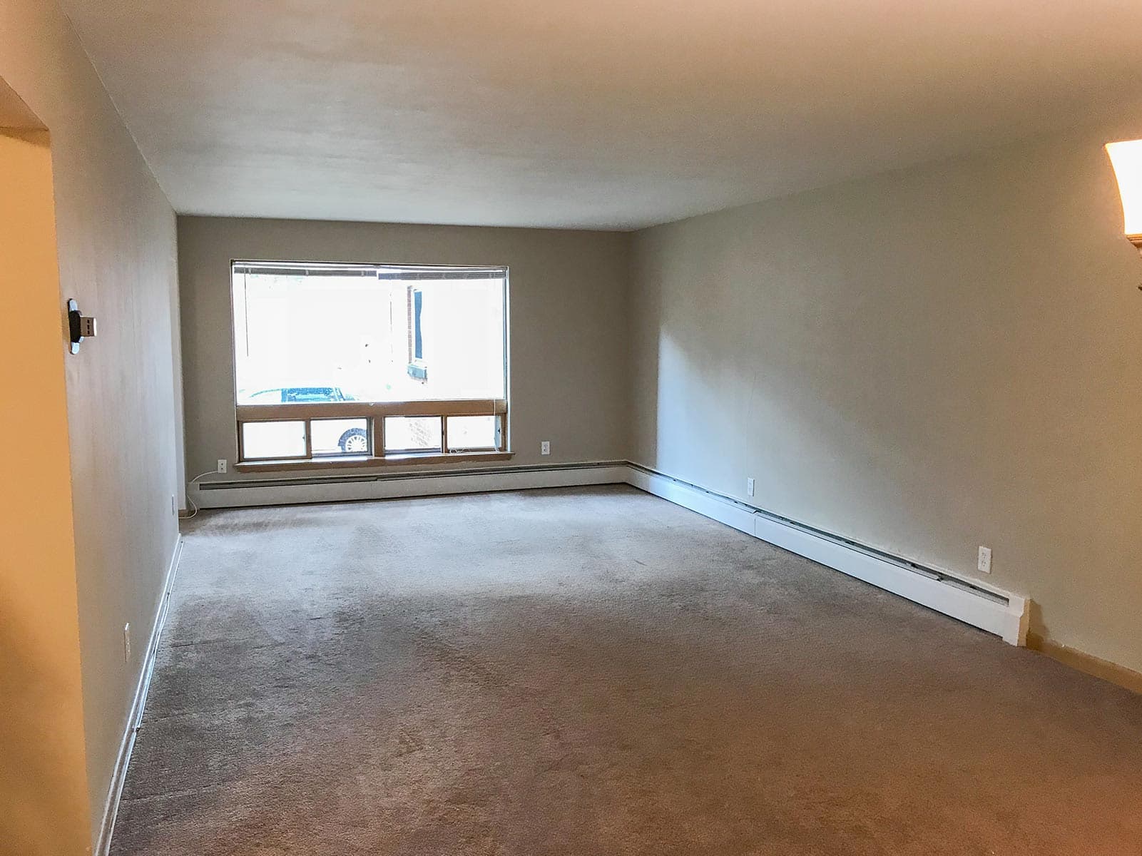909 E. Henry Clay - Apartment - undefined