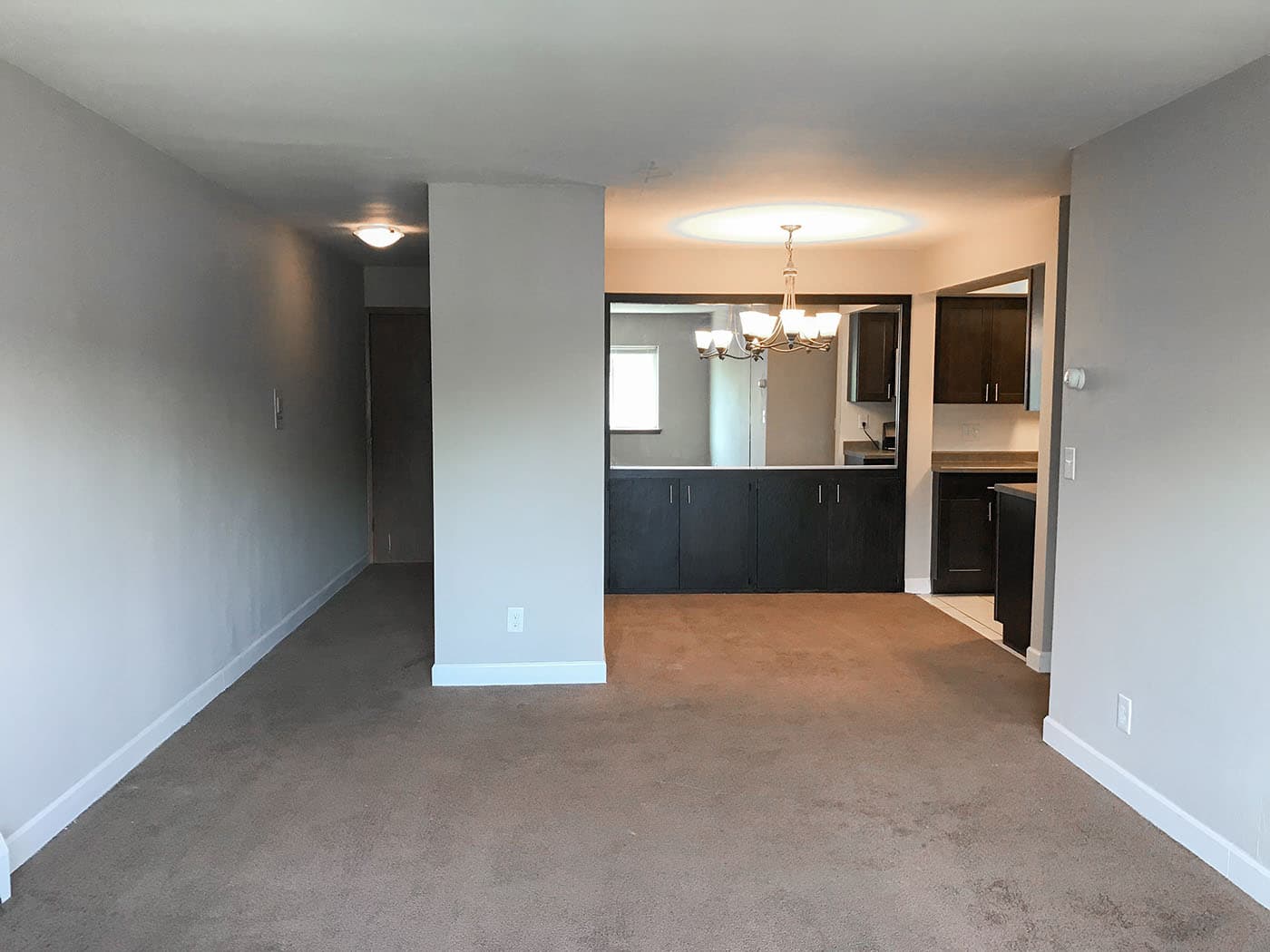 2260 N. Summit - Apartment - 13