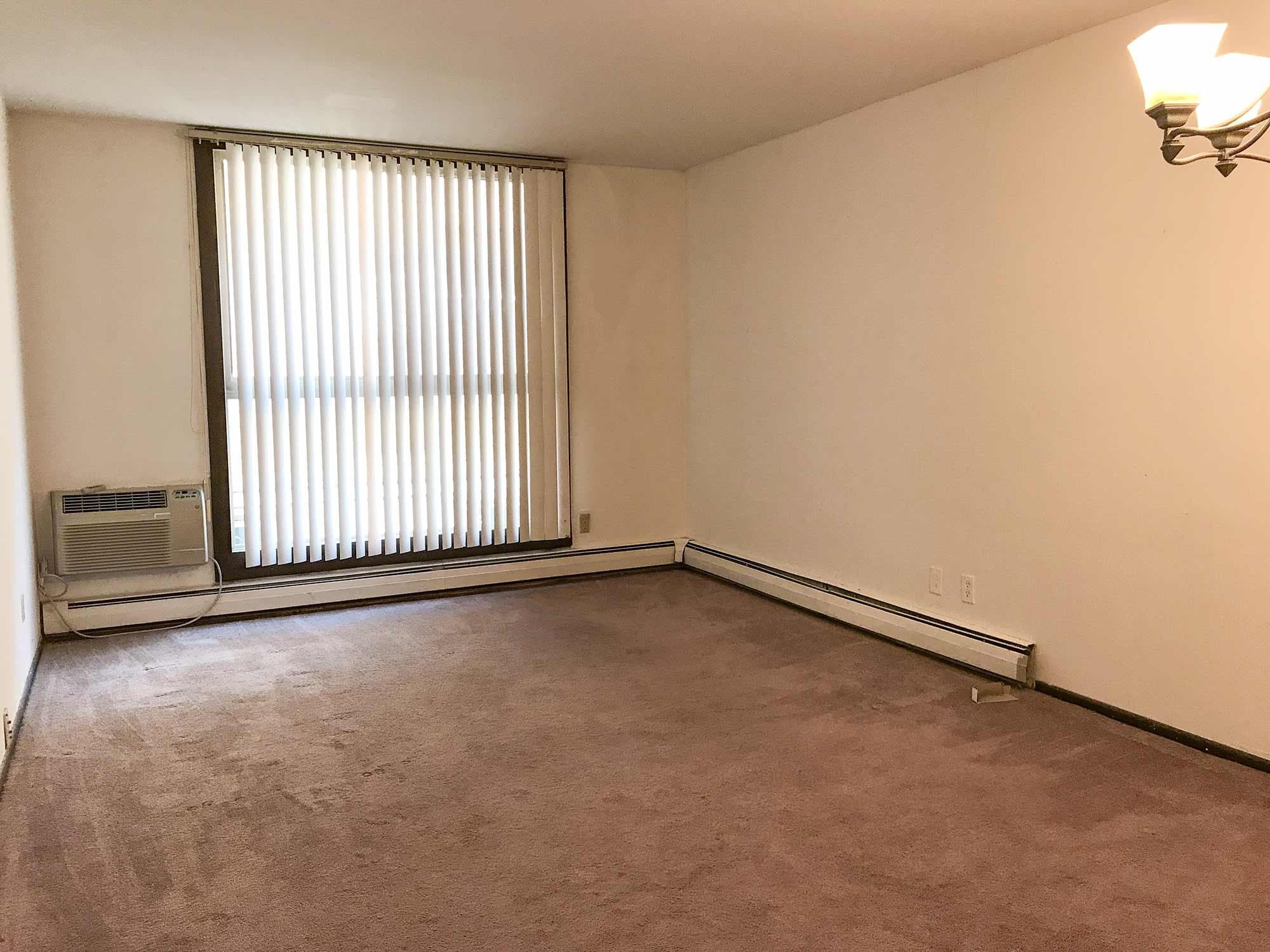 3438 N. Oakland Avenue - Apartment - undefined