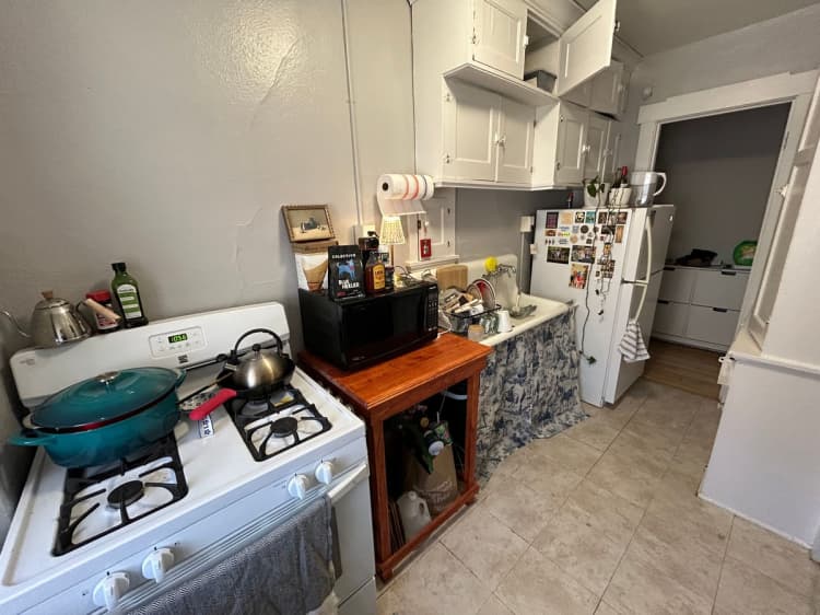 Milwaukee County apartments for rent - image - large (14).jpeg
