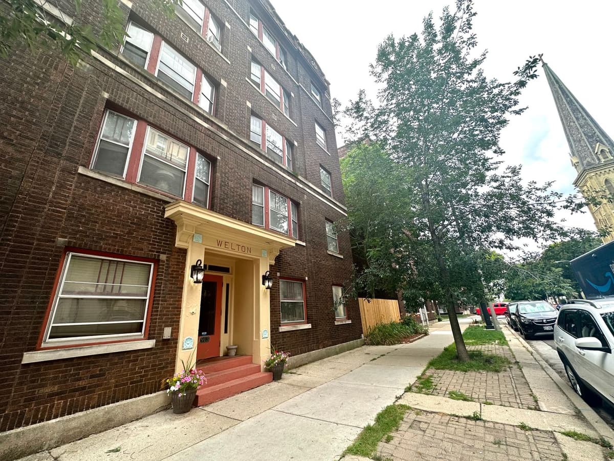 Milwaukee County apartments for rent - Property image - 913 E Juneau Ave. - 1