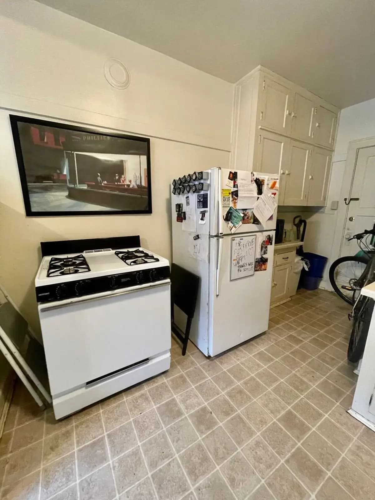 Milwaukee County apartments for rent - Property image - 1812 E Belleview - 2