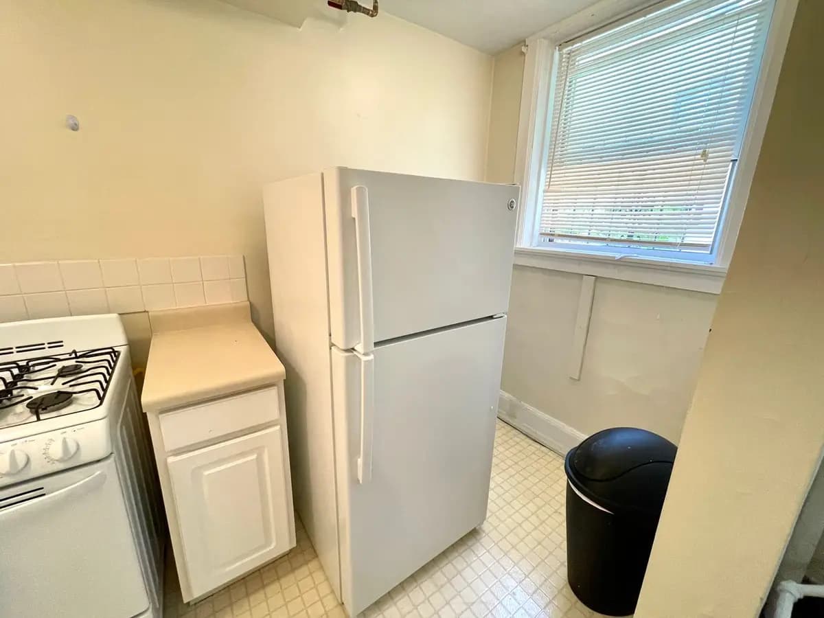 Milwaukee County apartments for rent - Property image - 1622 E Irving  - 2