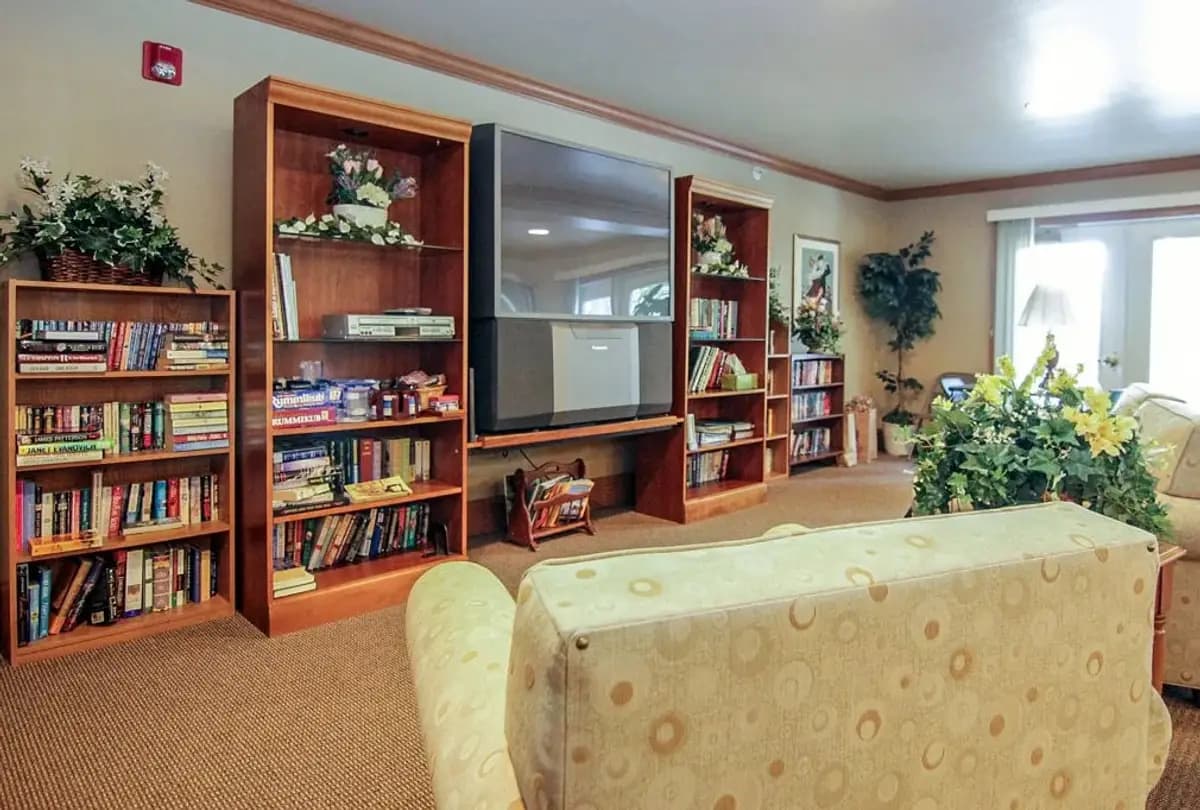 Prairie Hill Senior Apartments - Apartment - 6