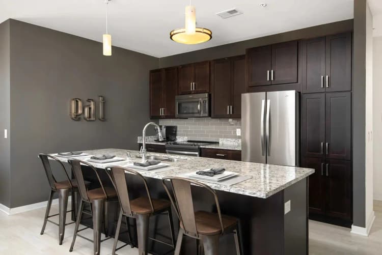 Milwaukee County apartments for rent - image - imgi_242__dsc9201.jpg