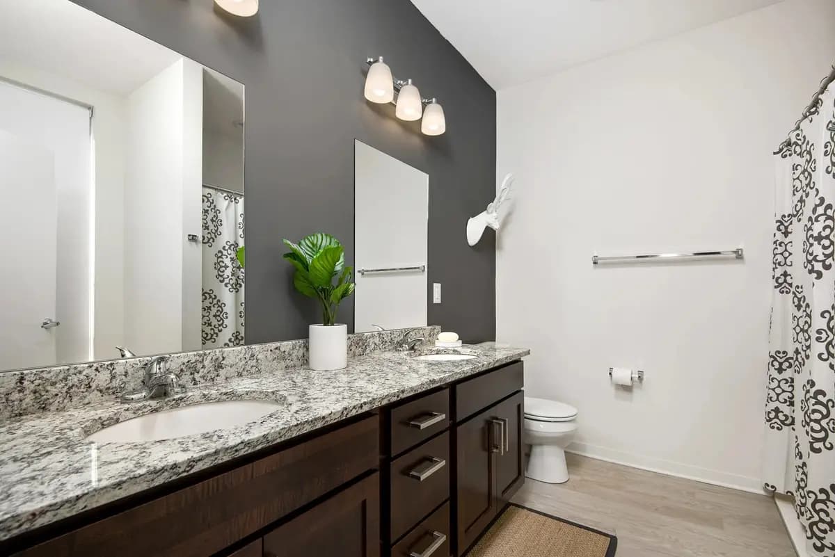 Emerald Row - Apartment - 21