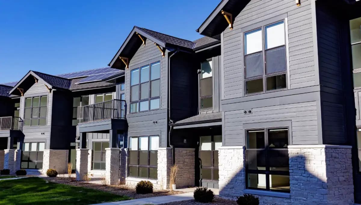 Milwaukee County apartments for rent - Property image - The Broadacre Apartments - 1