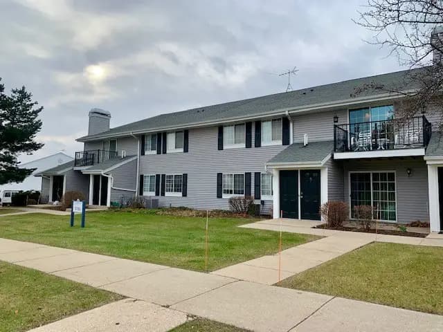Milwaukee County apartments for rent - Property image - Wood Creek Apartments - 2