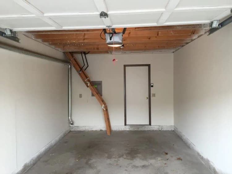 Milwaukee County apartments for rent - image - Lower+Garage.jpeg