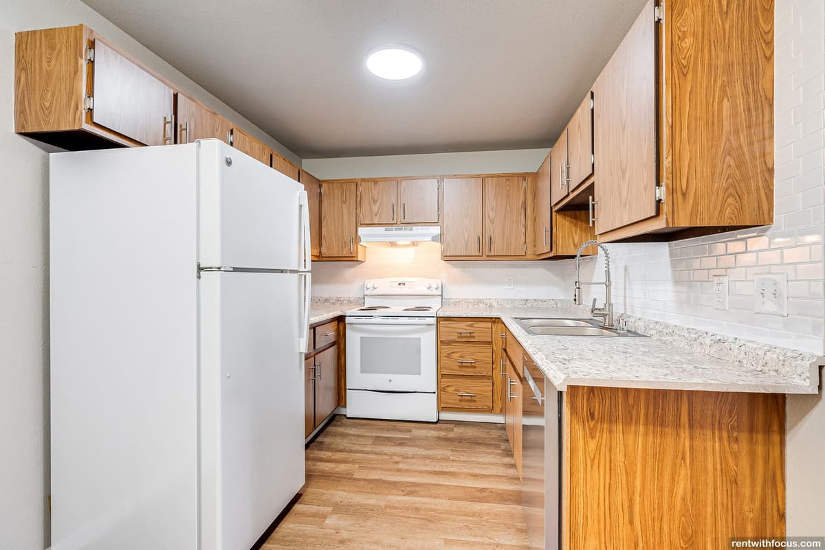 The Legacy (55+ Community) - Apartment - 18