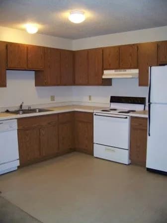 Milwaukee County apartments for rent - image - Kitchen+1-1920w.webp