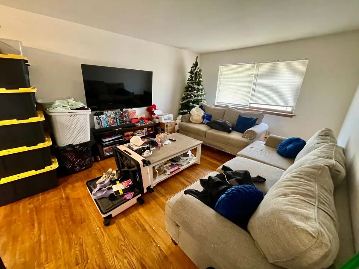 1216 Memorial Drive - Apartment - 6