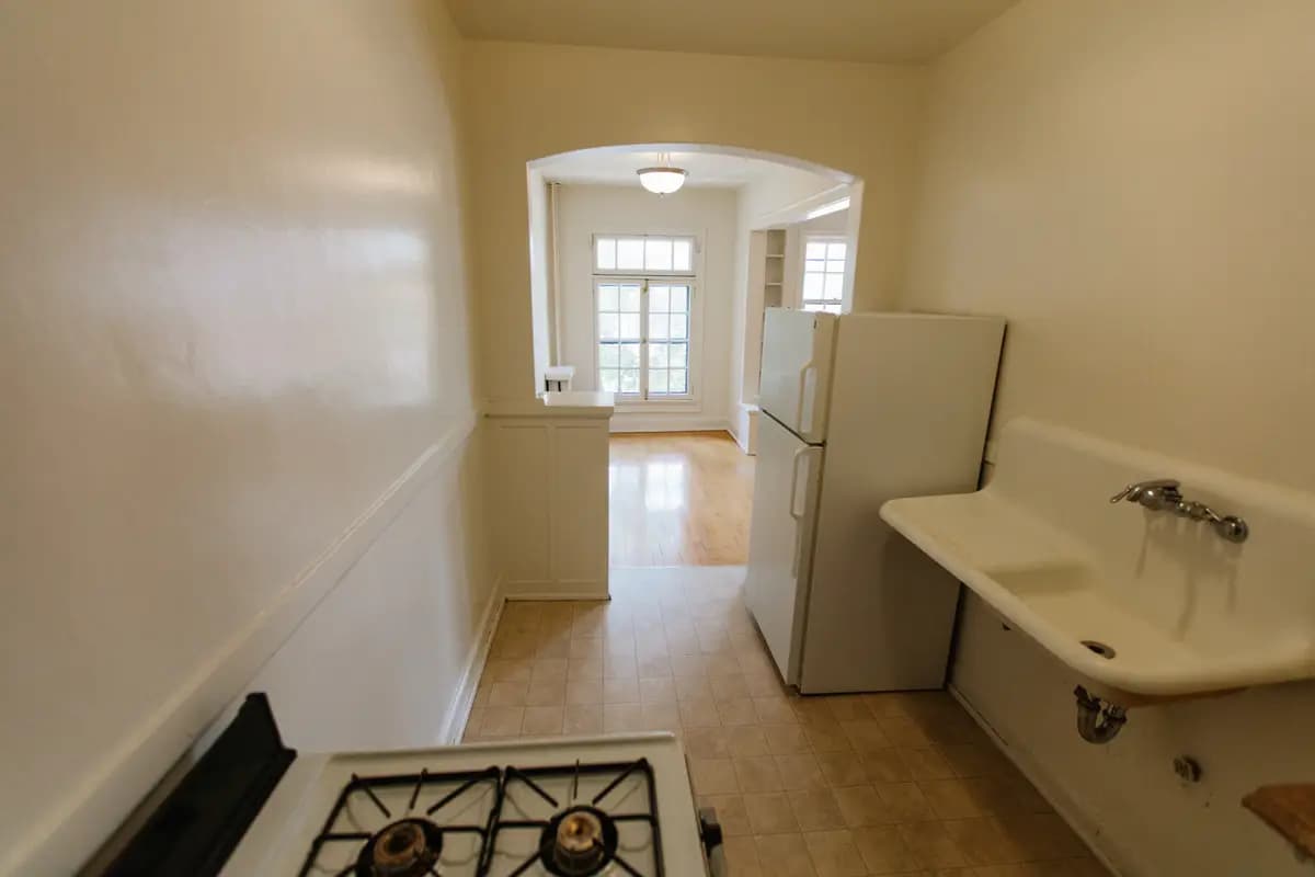 Milwaukee County apartments for rent - Property image - Leiland - 3