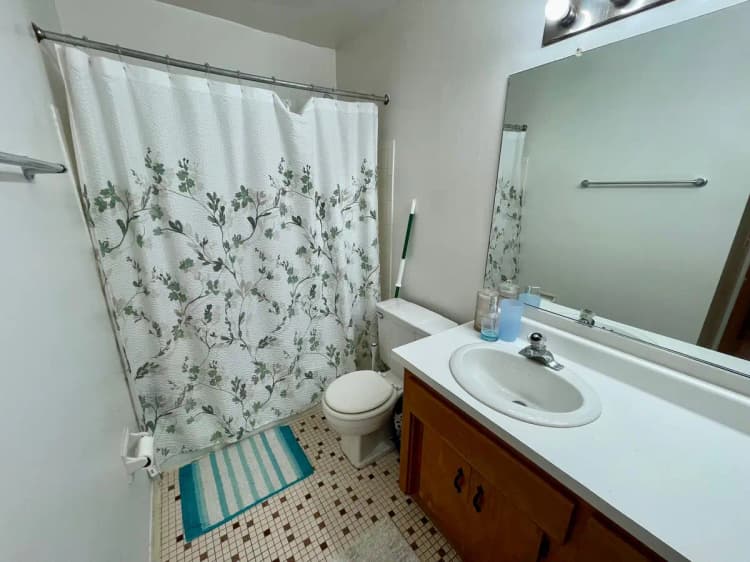 Milwaukee County apartments for rent - image - large (11).jpeg