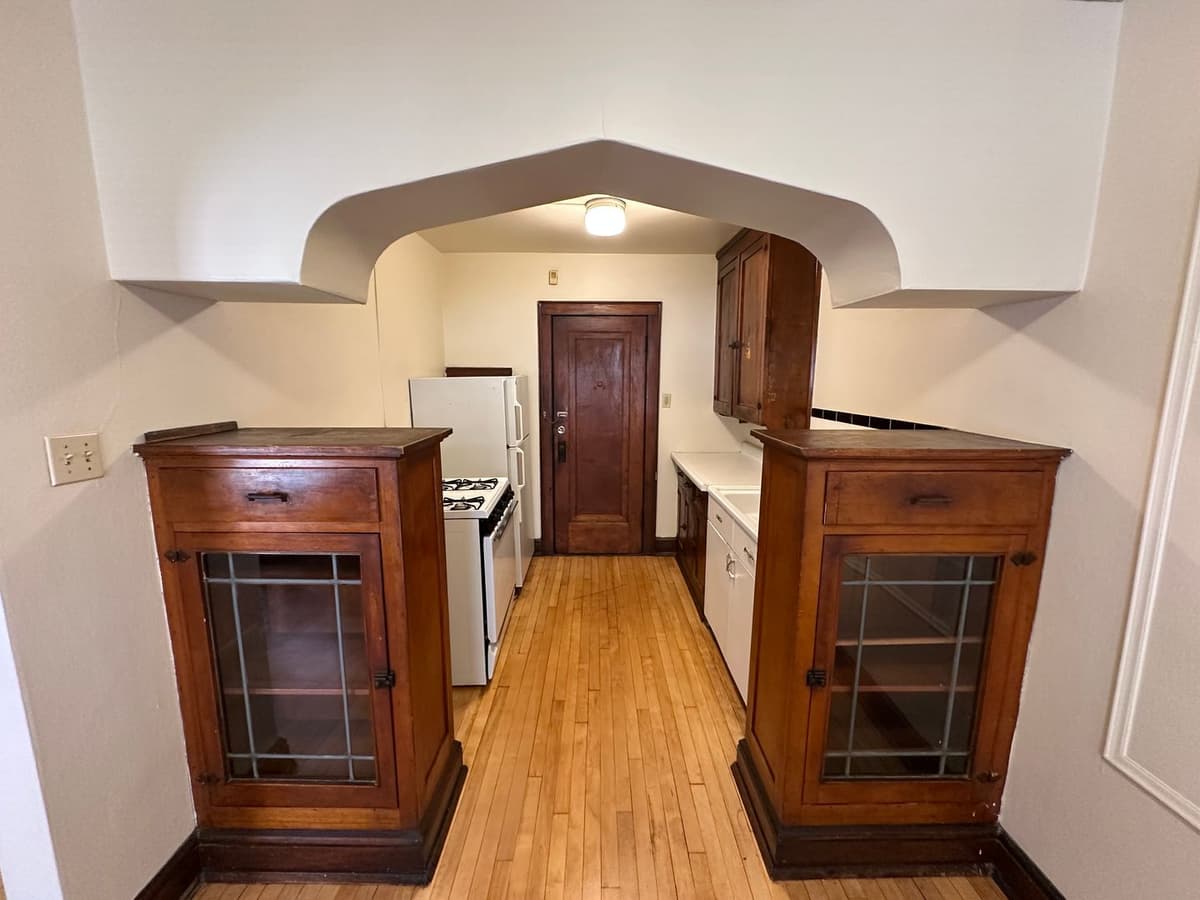 Milwaukee County apartments for rent - Property image - 2632 N Oakland Ave - 2