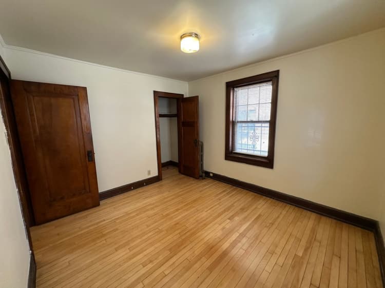 Milwaukee County apartments for rent - image - large (7).jpeg