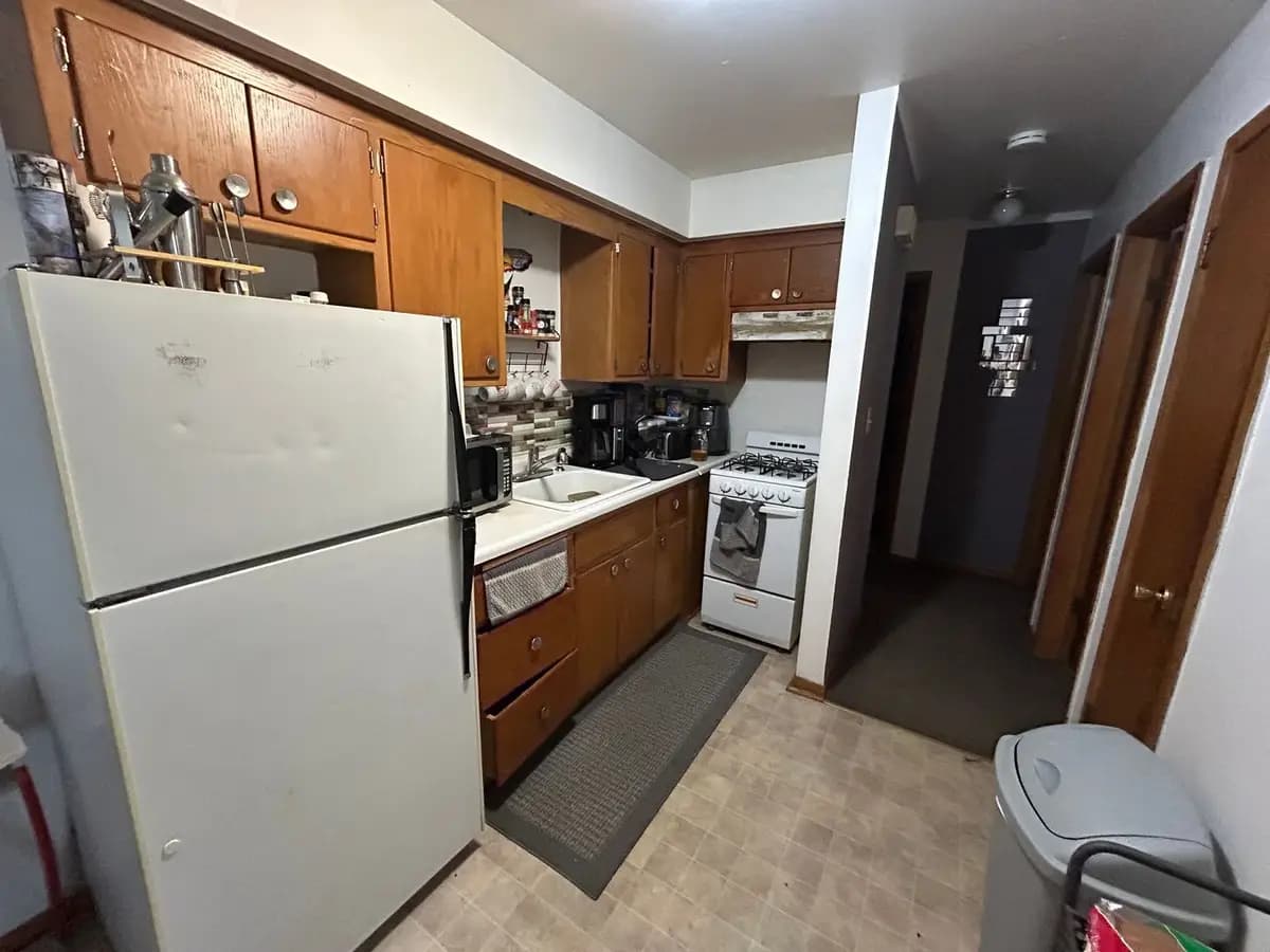 2194 S 84th St - Apartment - 5