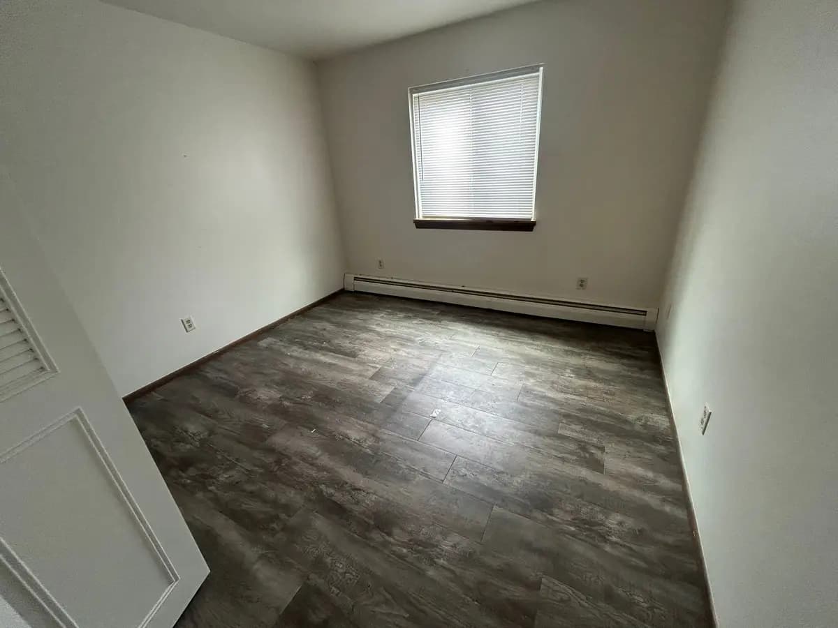 4246 S 60th - Apartment - 20