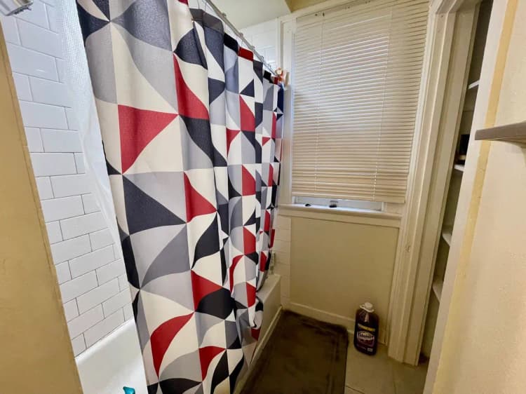 Milwaukee County apartments for rent - image - large (11).jpeg