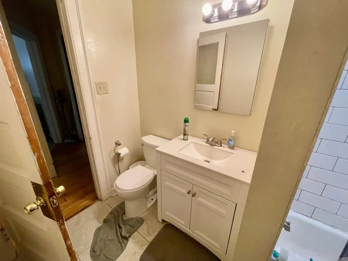 Milwaukee County apartments for rent - image - large (12).jpeg