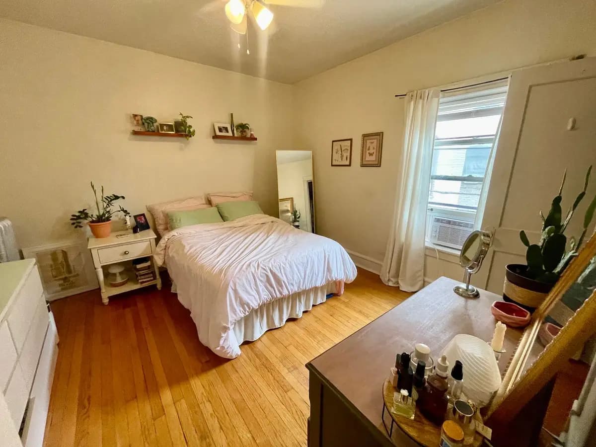 2513 N. Stowell Ave. - Apartment - 14