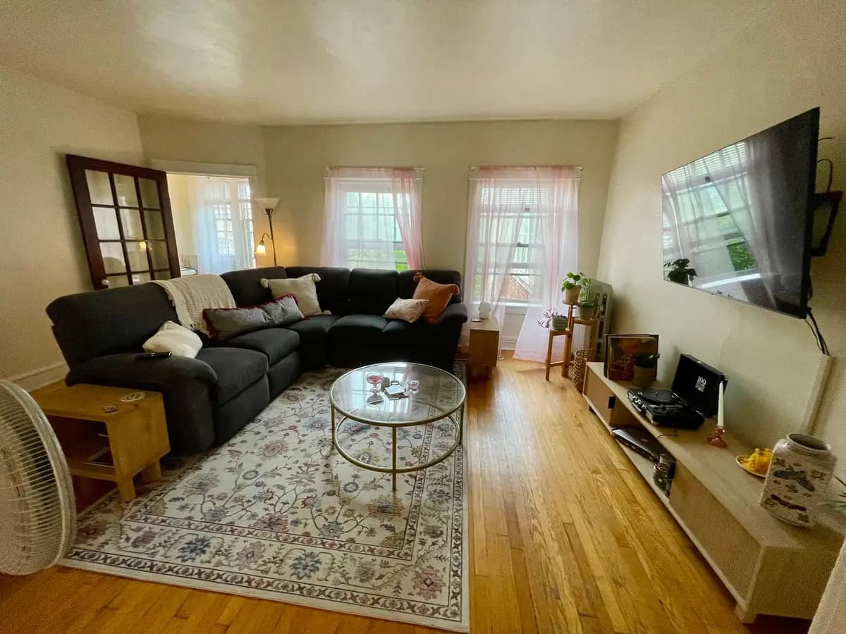 2513 N. Stowell Ave. - Apartment - 5