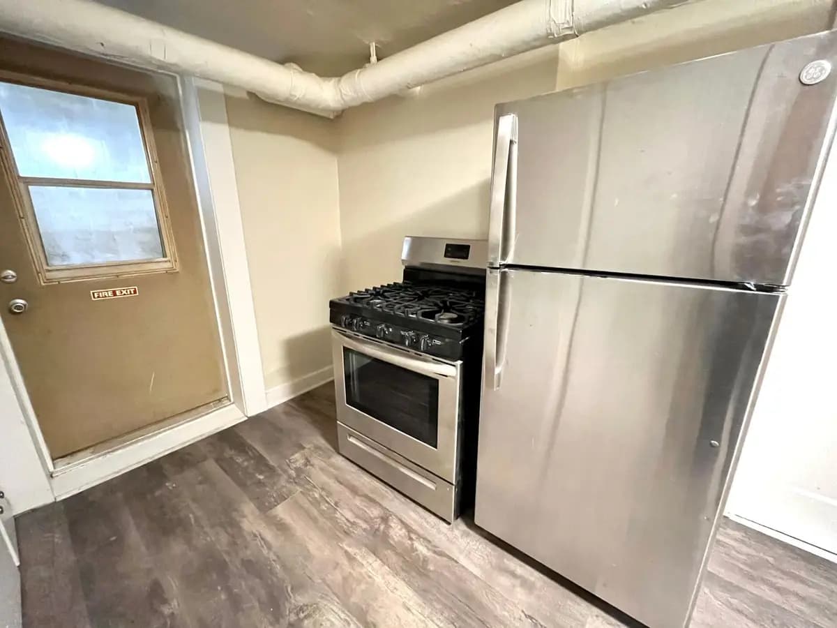 1705 S. 84th St. - Apartment - 4