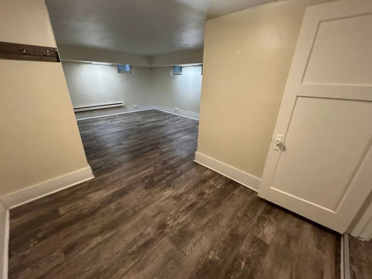 Milwaukee County apartments for rent - image - large (5).jpeg