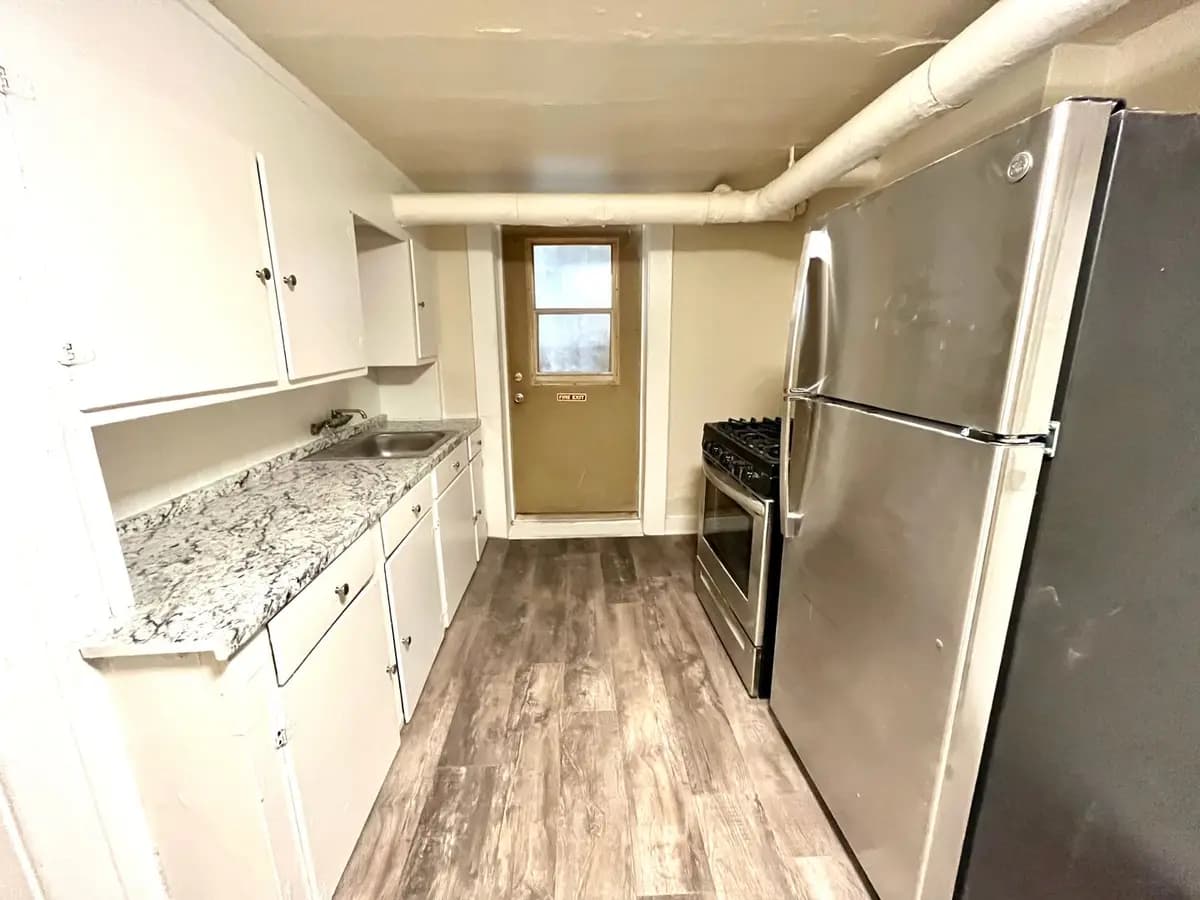 1705 S. 84th St. - Apartment - 5