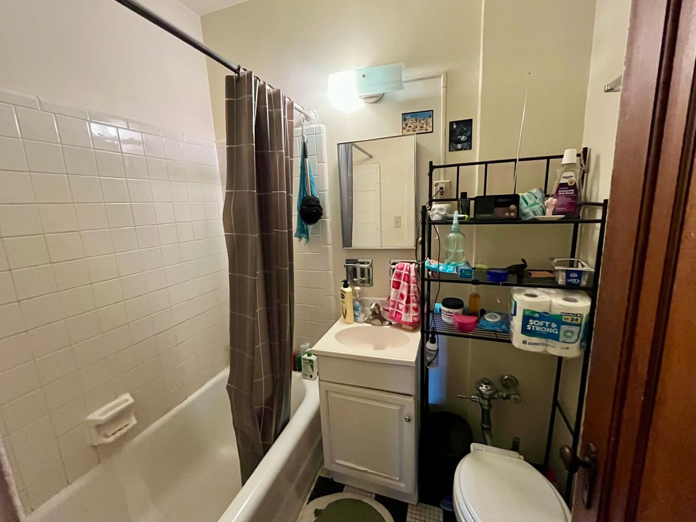 4272 N Wilson Dr - Apartment - 9