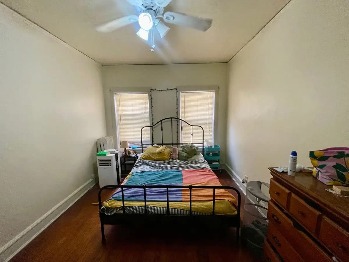 2422 E. Bradford Ave - Apartment - 23