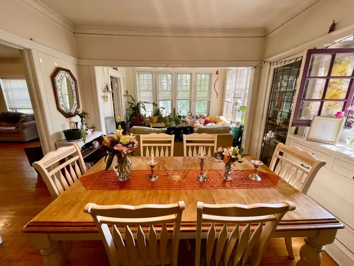 2422 E. Bradford Ave - Apartment - 8