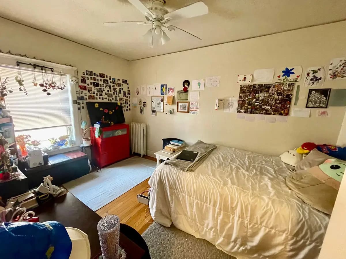 2422 E. Bradford Ave - Apartment - 12