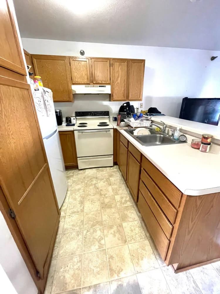 Milwaukee County apartments for rent - image - large (2).jpeg