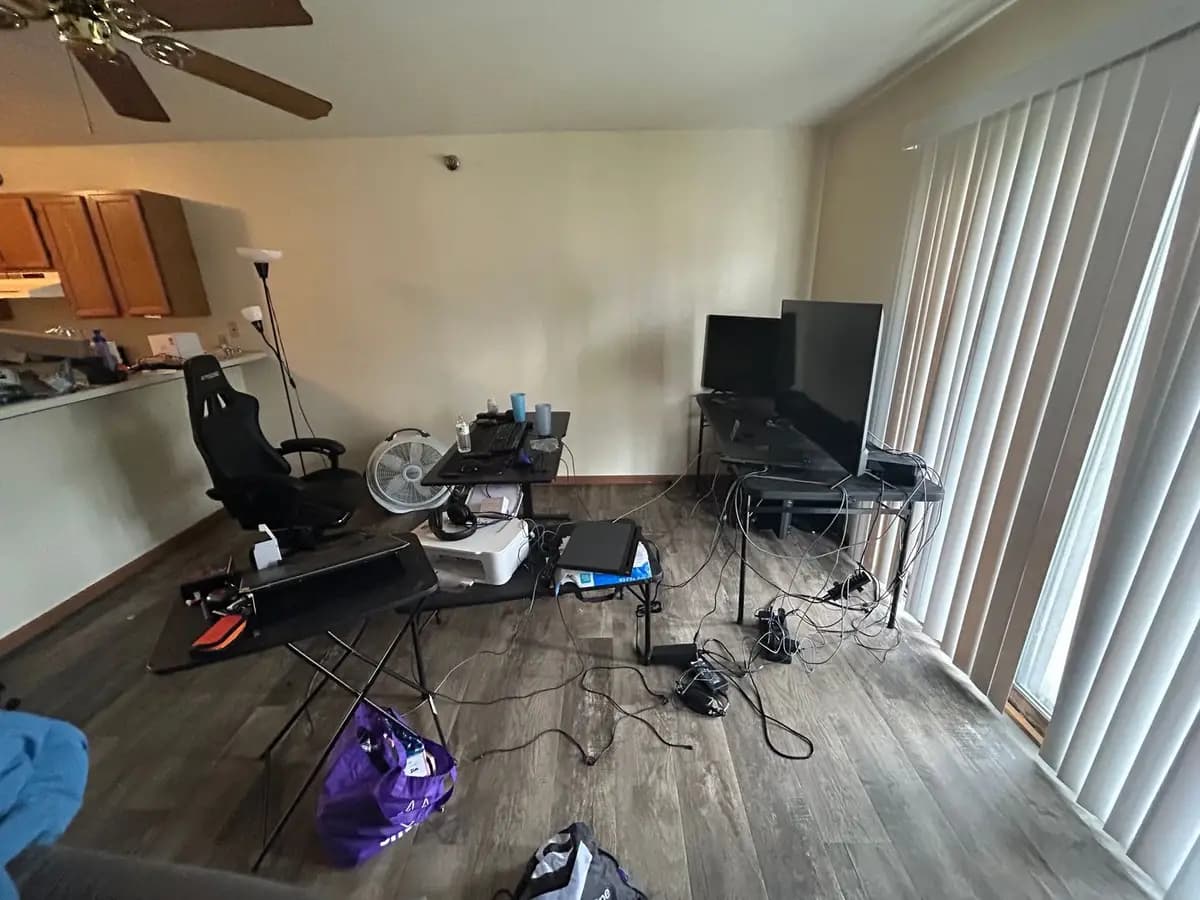 2101 S. 75th St. - Apartment - 5