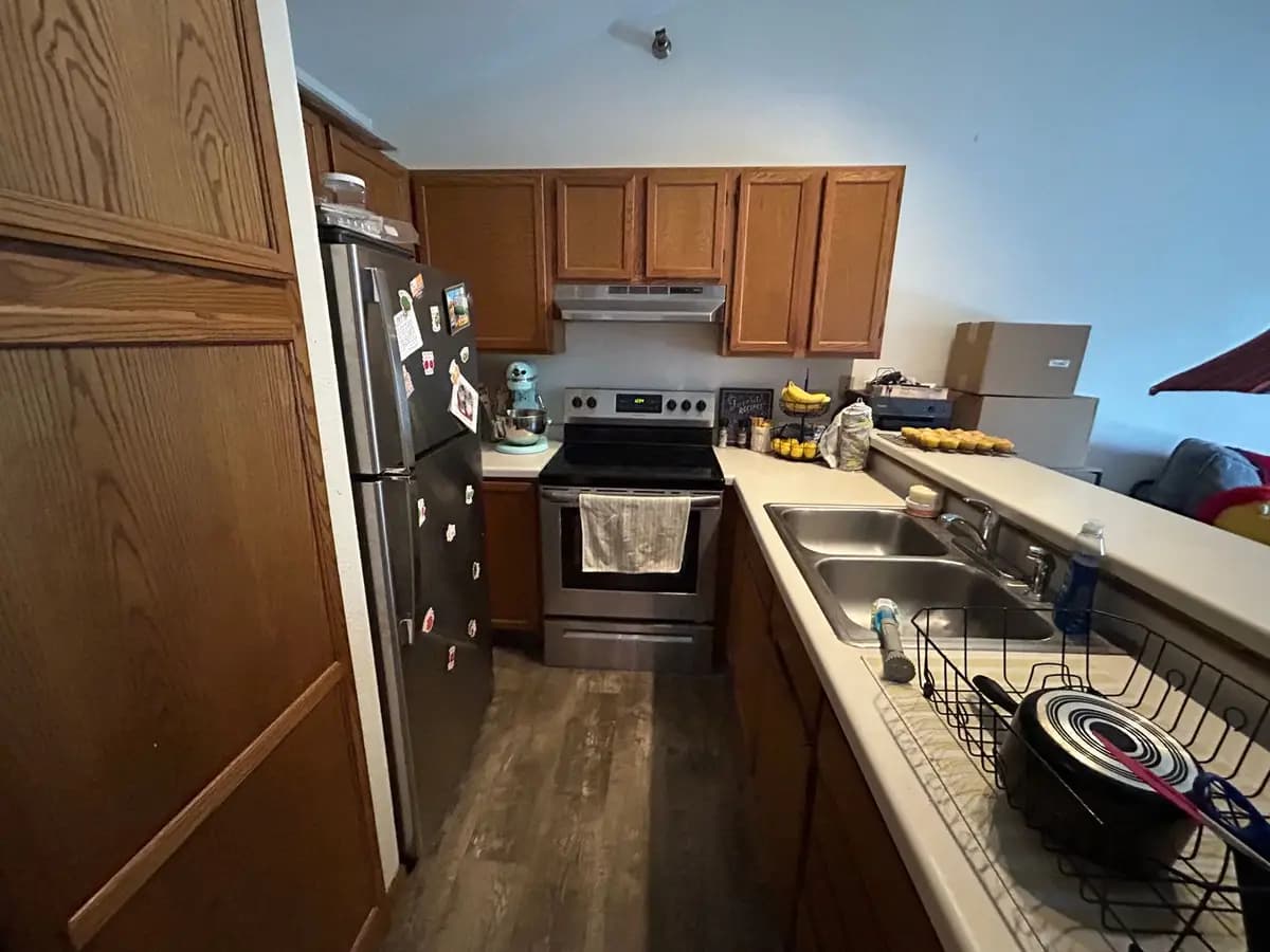 2101 S. 75th St - Apartment - 4
