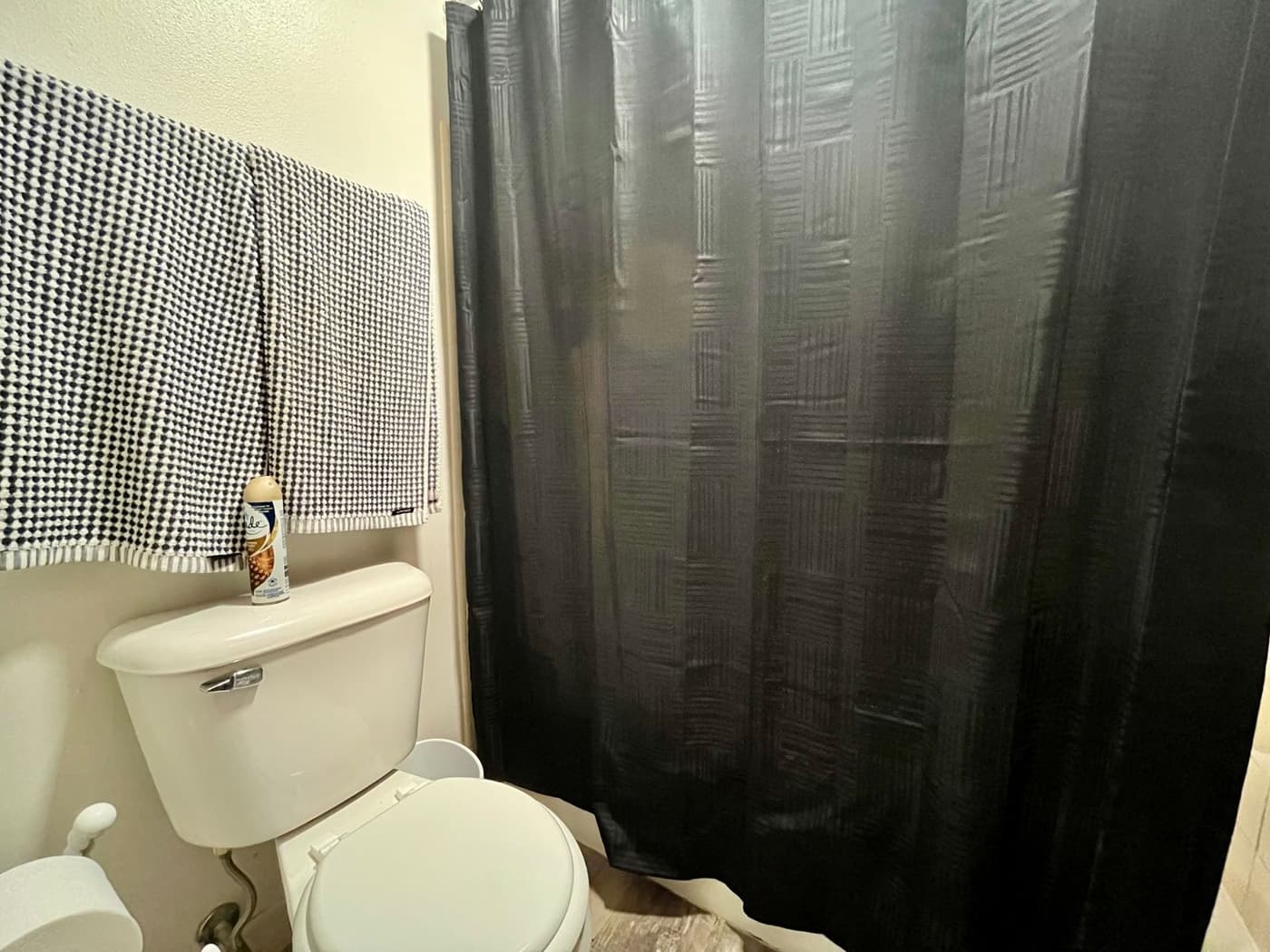 10610 W Oklahoma Ave - Apartment - 13