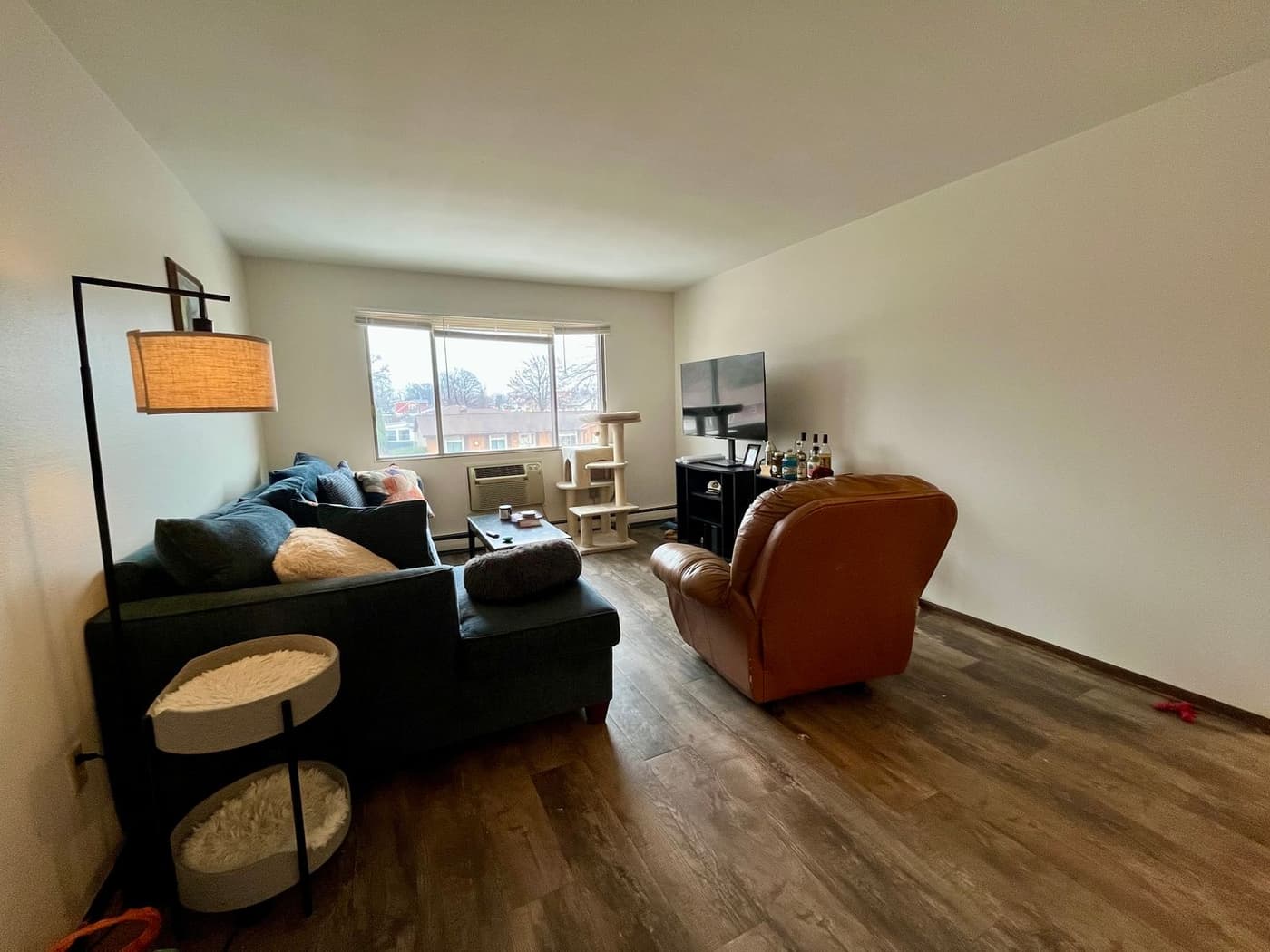 10610 W Oklahoma Ave - Apartment - 8