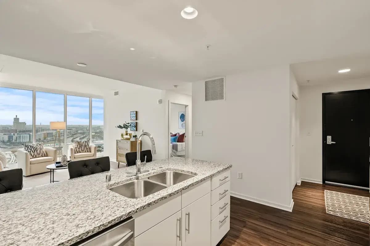 The Moderne - Apartment - 28