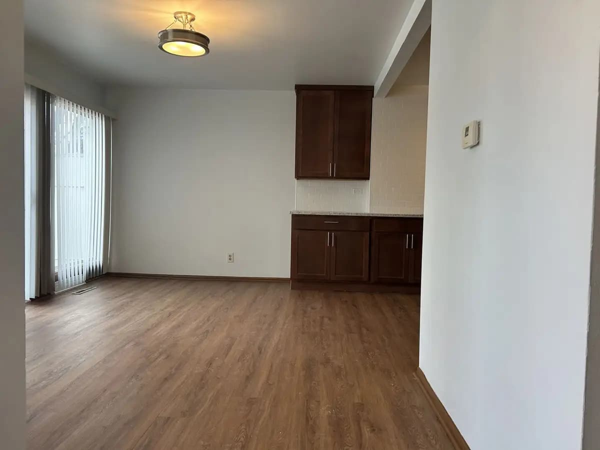 Milwaukee County apartments for rent - Property image - Clayton Park Townhouses - 2