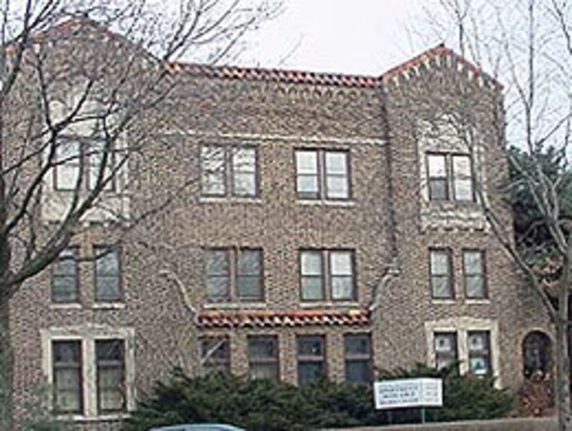 Milwaukee County apartments for rent - Property image - Humboldt Apartments - 3