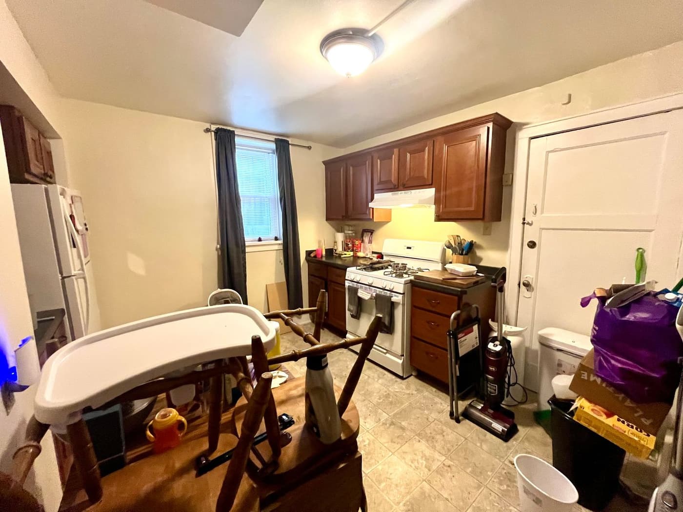 Milwaukee County apartments for rent - Property image - 1804 E Elmdale Ct - 2