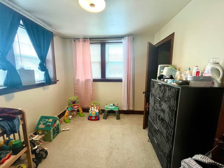 Milwaukee County apartments for rent - image - large (7).jpeg