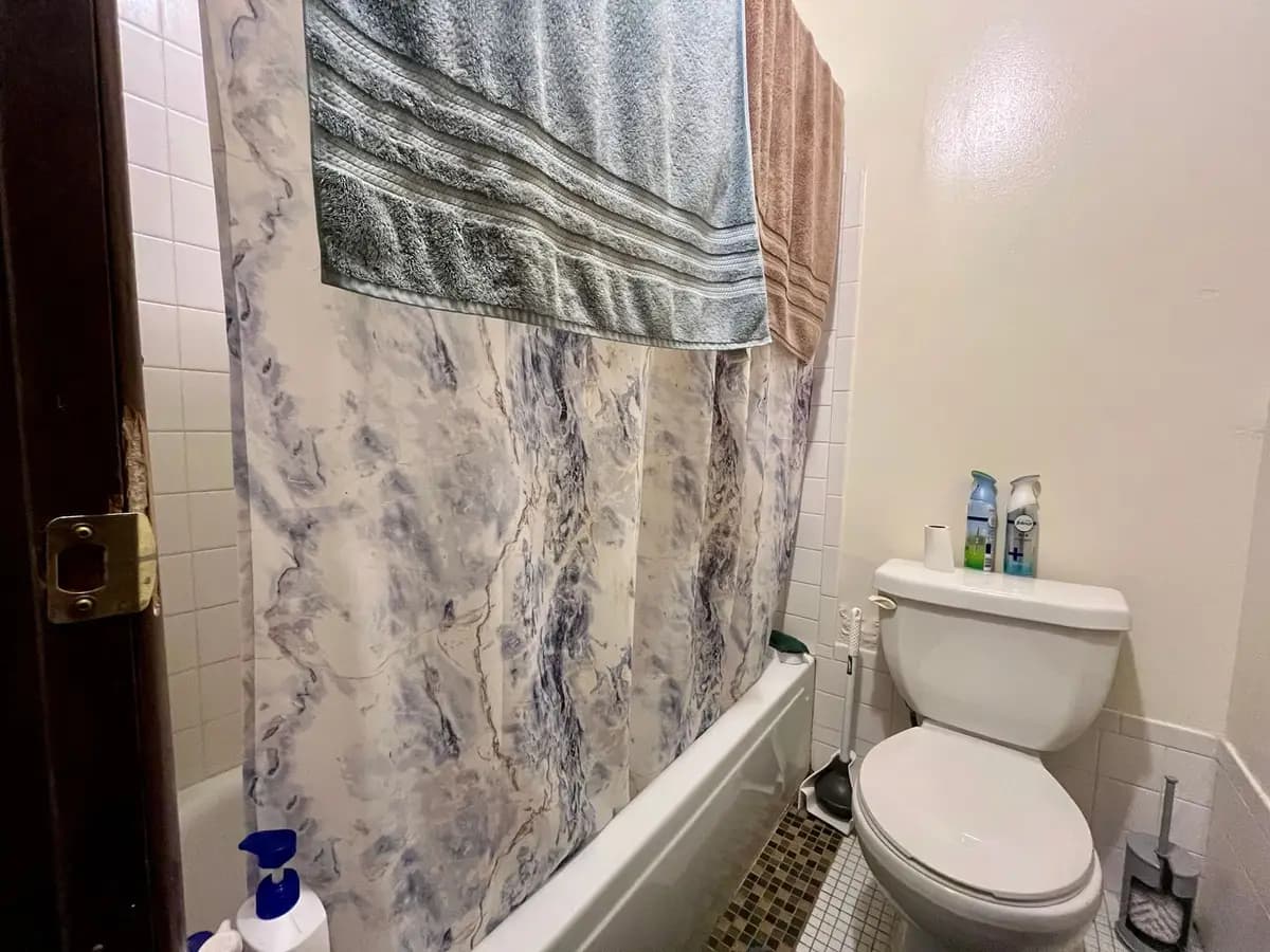 1815 S 37th St. - Apartment - 7
