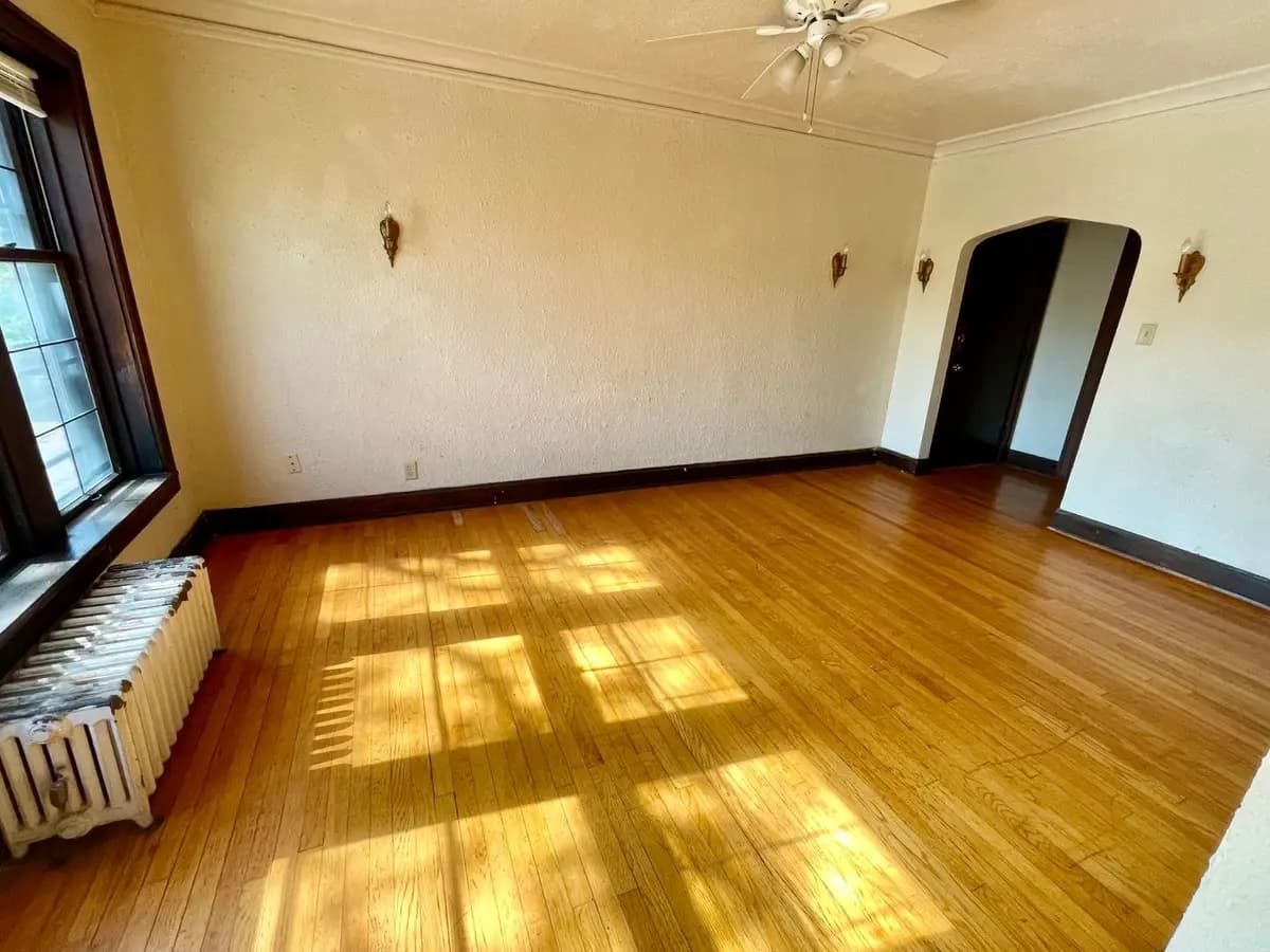 2556 N. Murray - Apartment - 19