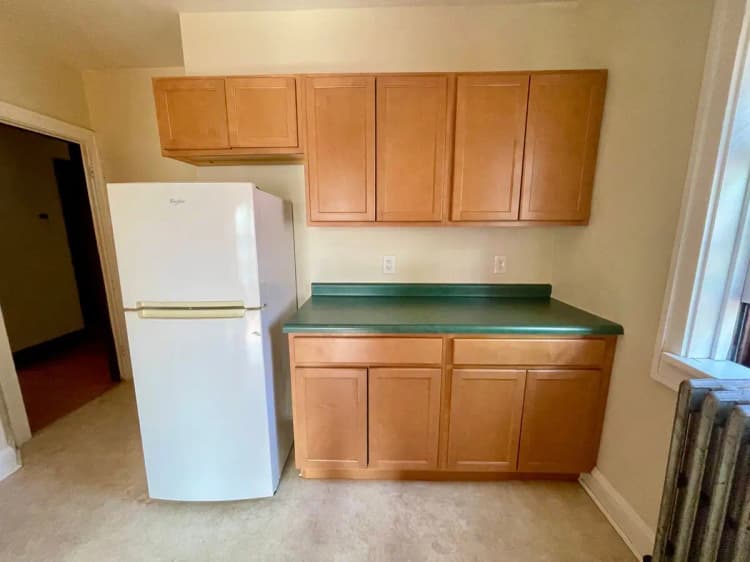 Milwaukee County apartments for rent - image - large (4).jpeg