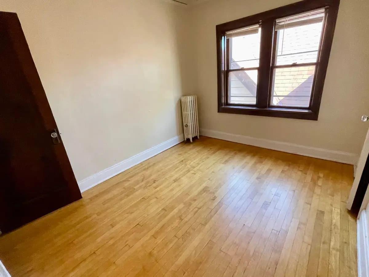 2556 N. Murray - Apartment - 29